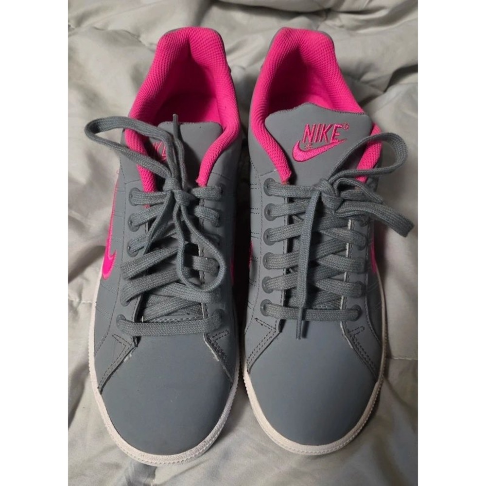 Nike Court Tradition II Womens 9.5 Gray Hot Pink Sneakers